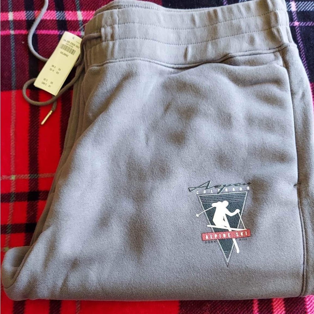 Abercrombie and Fitch Sweatpant size XXL NWT